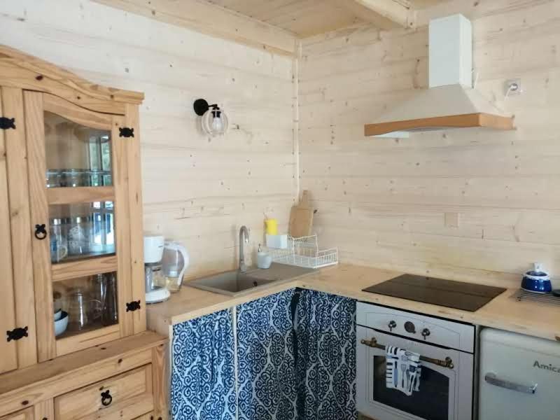 Swiety Spokoj Laka I Woda Pozezdrze Exterior foto