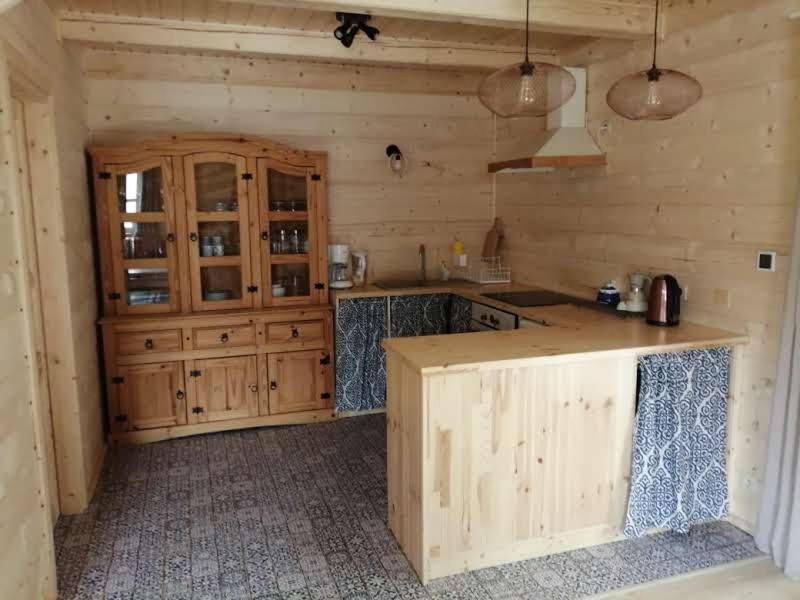 Swiety Spokoj Laka I Woda Pozezdrze Exterior foto