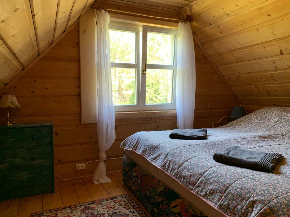 Swiety Spokoj Laka I Woda Pozezdrze Exterior foto